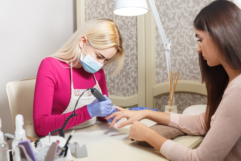 Zeytinalanı Manikürcü